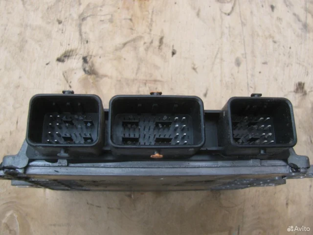 Блок управления двигателем для Nissan X-Trail T31 RU 2007-2014 на фотографиях