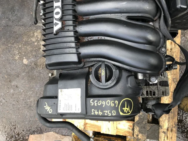 Продажа двигателя B5244S5