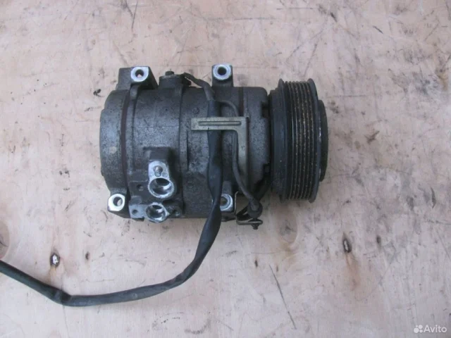 Компрессор кондиционера для Mitsubishi Pajero Sport K90 1997-2009 на фотографиях