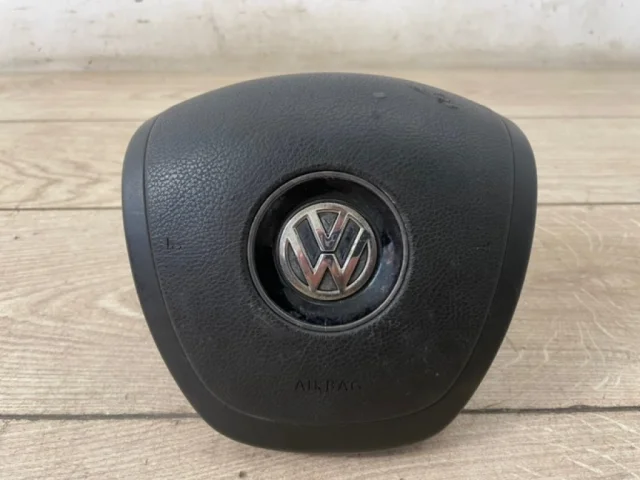 Подушка безопасности водителя для Volkswagen Touareg II (7P5) 2010-2014 на фотографиях