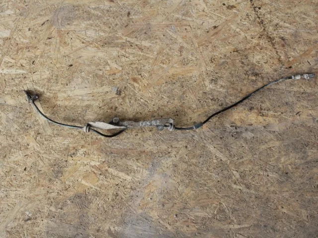 Датчик ABS задний правый для Subaru Forester SG 2002-2008 на фотографиях