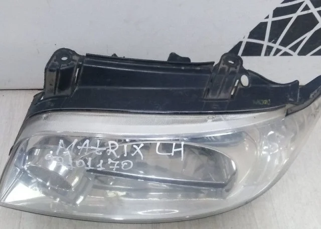 Фара левая для Hyundai Matrix FC 2001-2010 на фотографиях