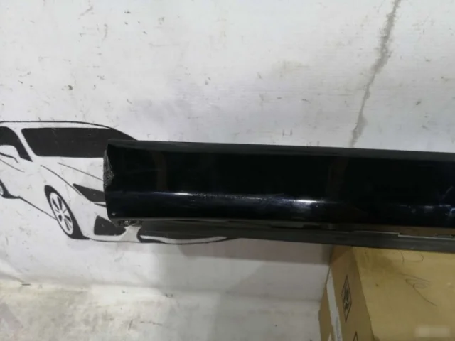 Двери для Toyota Alphard H20 2008-2015 на фотографиях