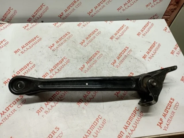 Рычаг задний левый нижний для Suzuki Grand Vitara 2005-2014 на фотографиях