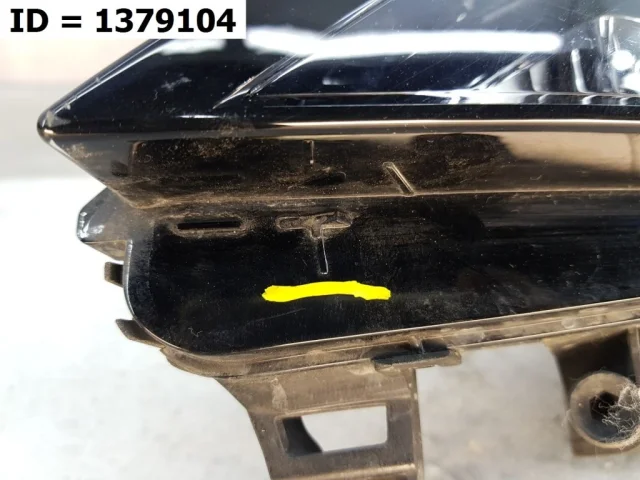 Противотуманка (ПТФ) передняя левая для Skoda Rapid II 2020+ на фотографиях