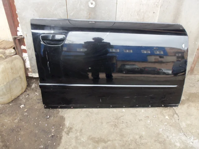 Дверь передняя правая для Audi A4 B6 Avant 2000-2004 на фотографиях