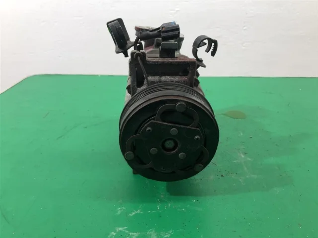 Компрессор кондиционера для Subaru Forester SH 2008-2012 на фотографиях