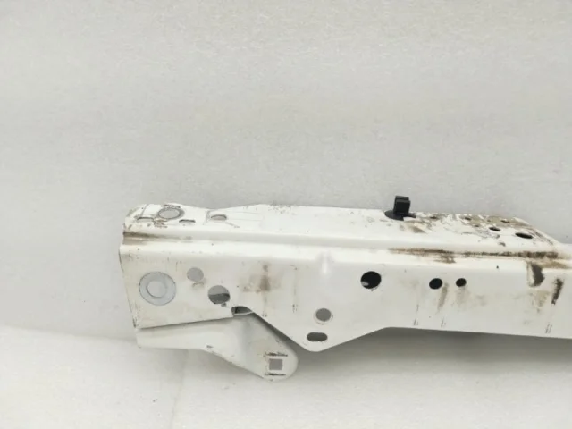 Панель радиатора (телевизор) для Chevrolet Cruze 1 J300 2009-2015 на фотографиях