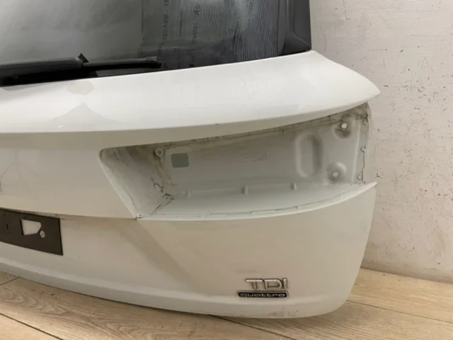 Крышка багажника для Audi Q7 4M 2015+ на фотографиях