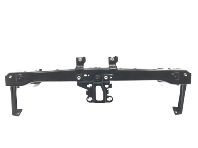 Усилитель бампера передний верхний для Mitsubishi Pajero Sport KS0W 2016+ на фотографиях