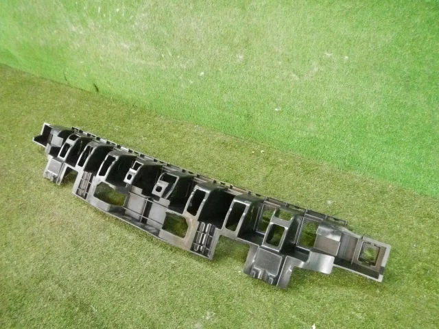 Кронштейн заднего бампера левый для Mercedes-Benz GL class X166 2012-2016 на фотографиях