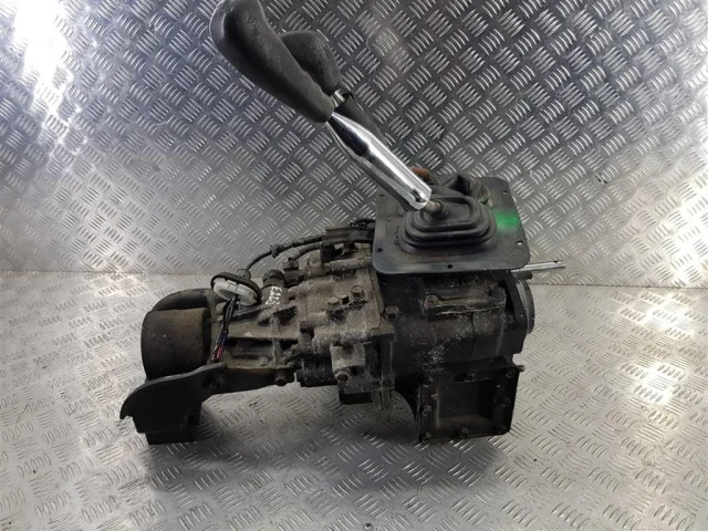 Раздатка для Mitsubishi Pajero Sport K90 1997-2009 на фотографиях