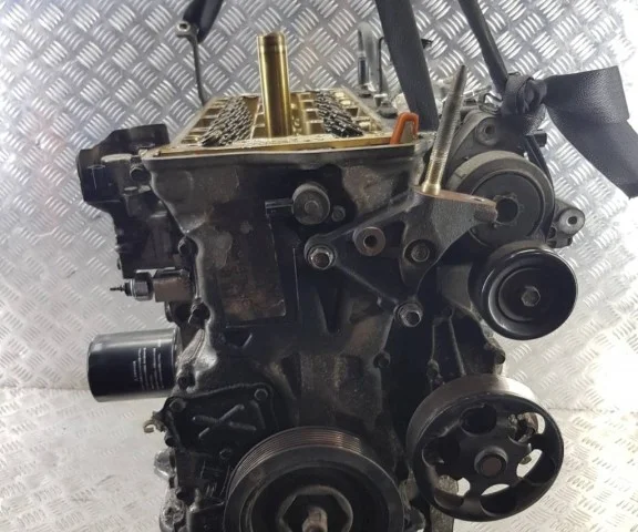 Двигатель для Honda CR-V RD 2001-2006 на фотографиях