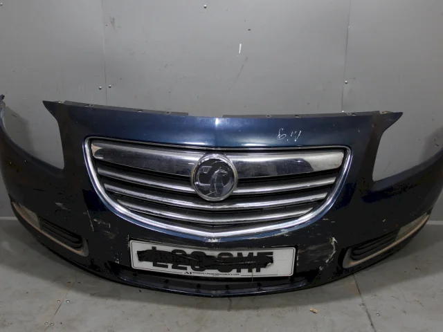 Бампер передний для Opel Insignia Седан A 2008-2017 на фотографиях