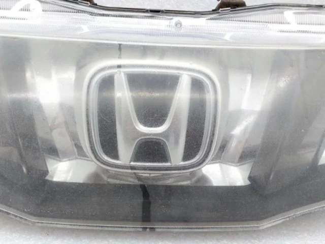 Решетка радиатора для Honda Civic FA 2005-2010 седан на фотографиях