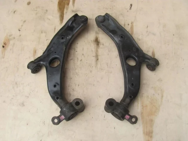 Рычаг передний правый нижний для Mazda CX 5 KF 2017 на фотографиях