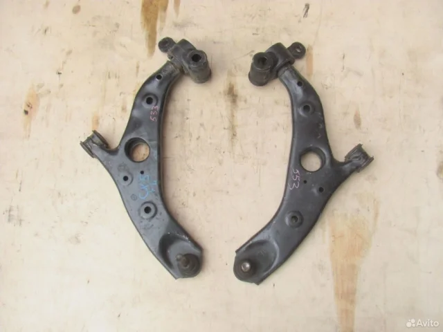 Рычаг передний левый нижний для Mazda CX 5 KE 2011-2017 на фотографиях