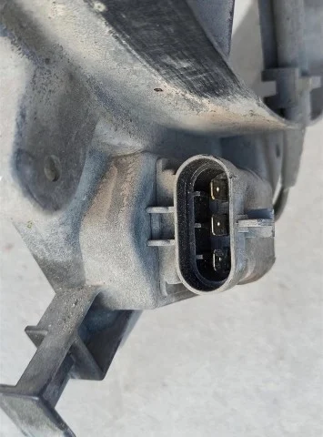 Диффузор вентилятора для Opel Astra H Седан 2004-2014 на фотографиях