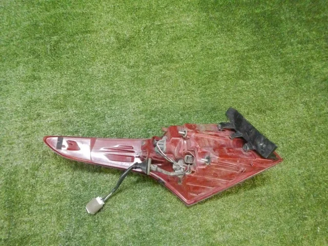 Фонарь внешний левый для Hyundai Solaris 2 (2017-2022) на фотографиях