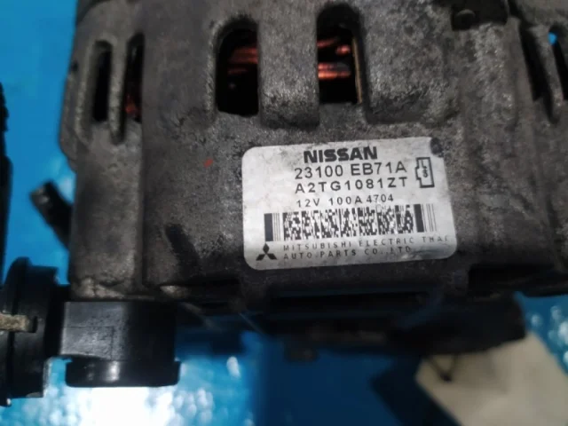 Генератор для Nissan Navara D40 2004-2010 на фотографиях