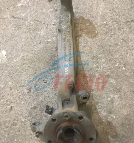 Кулак поворотный правый для Audi Q7 4L 2005-2015 на фотографиях