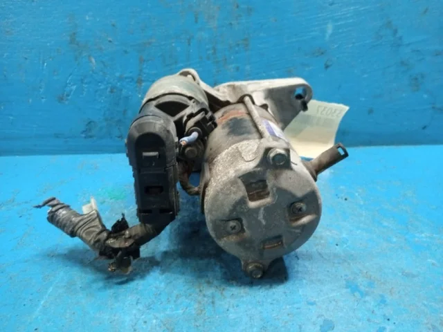 Стартер для Toyota RAV4 XA40 2013-2015 на фотографиях