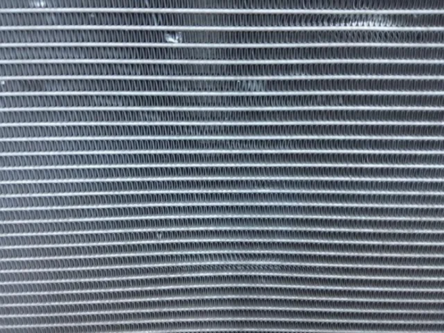 Радиатор кондиционера для Hyundai Solaris 1 рестайлинг 2014-2017 на фотографиях