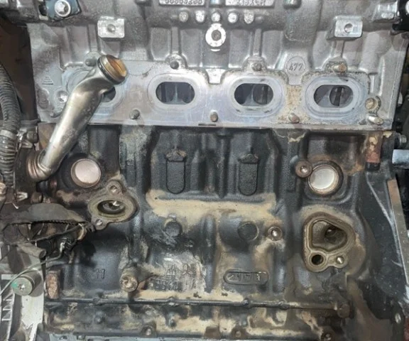 Двигатель для Chevrolet Cruze 1 J300 Универсал 2009-2015 на фотографиях