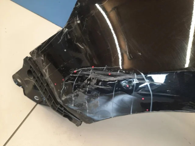 Крылья для Toyota Corolla E180 rest (RU) 2016-2019 на фотографиях