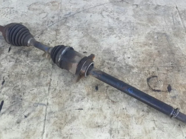 Привод передний правый для Nissan X-Trail T31 RU 2007-2014 на фотографиях