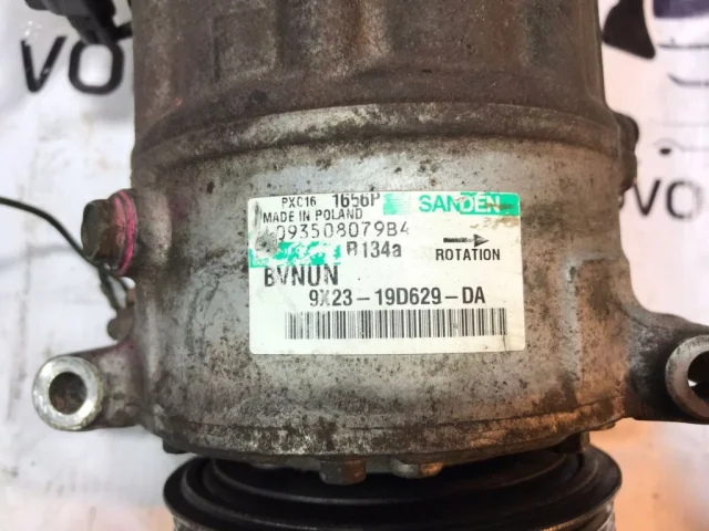 Компрессор кондиционера для Jaguar XF X250 2008-2016 на фотографиях