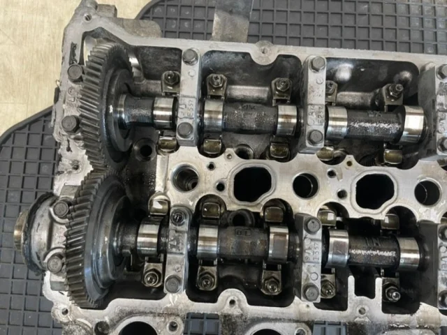 ГБЦ для Mitsubishi Pajero Sport KH0 2008-2013 на фотографиях