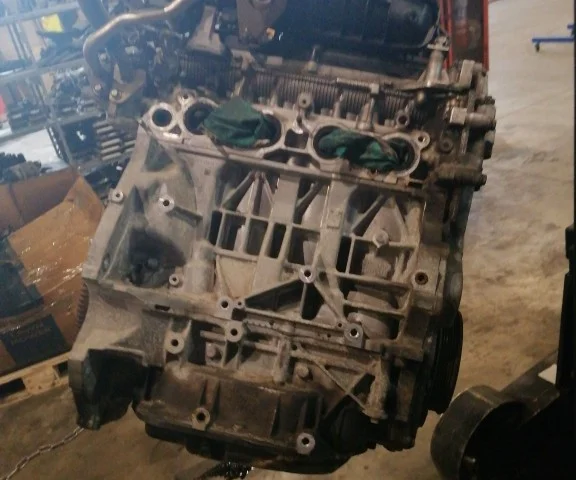 Двигатель для Nissan Qashqai+2 J10 2008-2010 на фотографиях