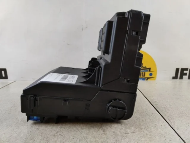 CEM Центральный электронный модуль для Volvo XC90 I C 2002-2014 на фотографиях