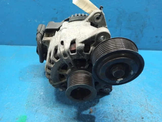 Генератор для Nissan Serena C26 2010-2016 на фотографиях