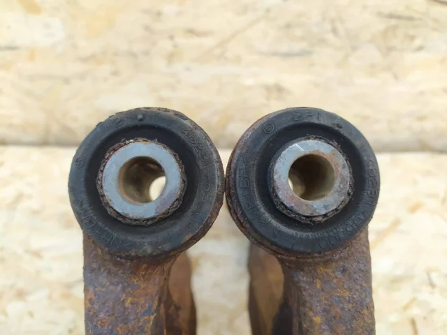 Рычаг задний левый верхний для Suzuki Grand Vitara 2005-2014 на фотографиях