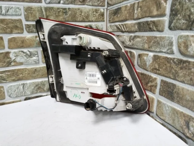 Фонарь правый для Mercedes-Benz GL class X166 2012-2016 на фотографиях