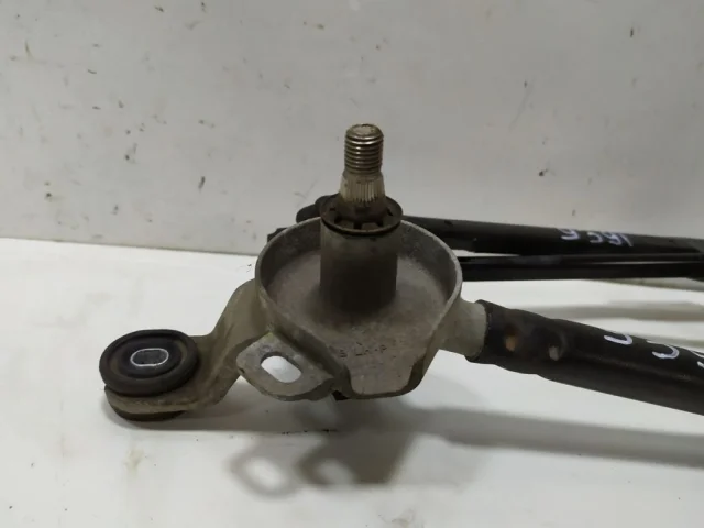 Трапеция стеклоочистителей для Hyundai Solaris 2 (2017-2022) на фотографиях