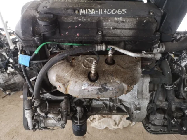 Двигатель для Suzuki Swift Хэтчбек JDM 2000-2004 на фотографиях