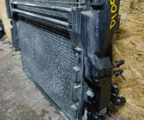 Радиатор охлаждения ДВС для BMW 3er Е46 Купе 1999-2005 на фотографиях