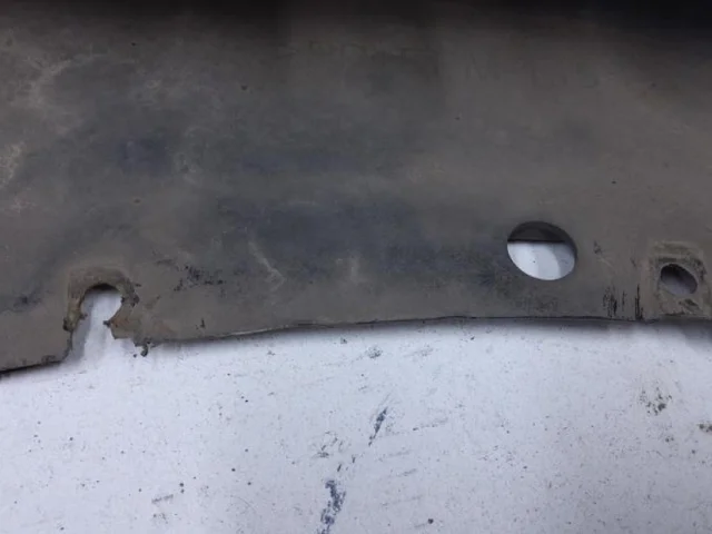 Бампер для Nissan Tiida C13 Хэтчбек 2015-2016 на фотографиях