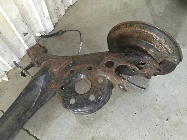 Задняя балка для Toyota Corolla E140/E150 Седан 2006-2013 на фотографиях