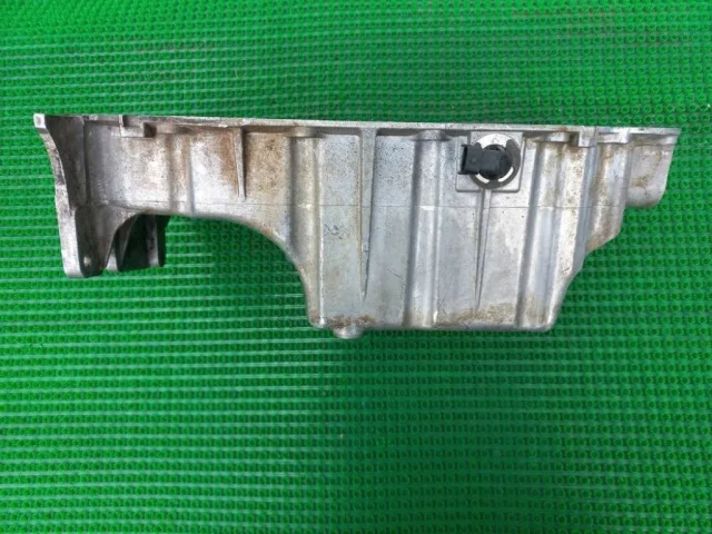 Поддон картера для Opel Zafira B 2005-2015 на фотографиях