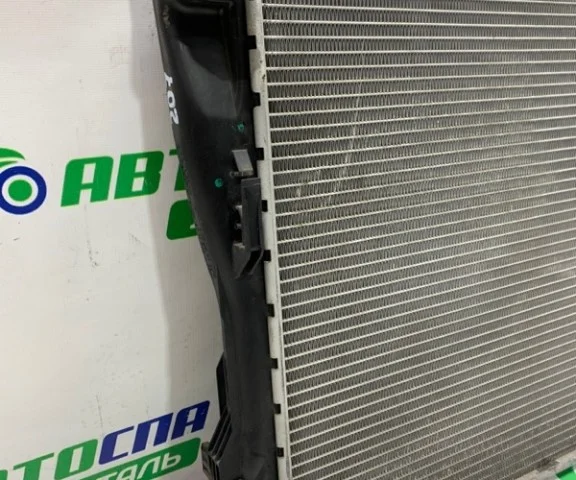 Радиатор охлаждения ДВС для BMW 3er Е90 2005-2011 на фотографиях