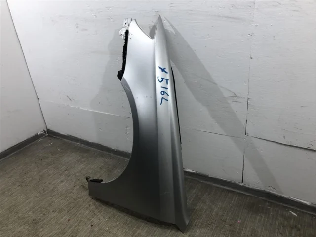 Крыло левое для Subaru Legacy BL/B13 2003-2009 на фотографиях