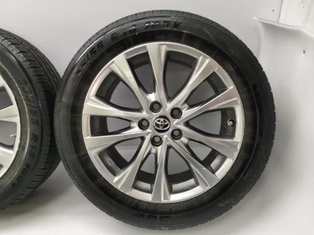 Диск колесный литой для Toyota RAV4 XA40 rest 2015-2019 на фотографиях