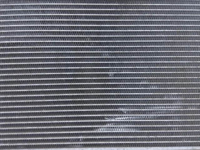 Радиатор кондиционера для Hyundai Solaris 1 рестайлинг 2014-2017 на фотографиях