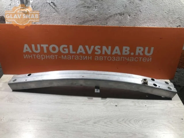 Бампер для Nissan Tiida SC11 Седан 2007-2014 на фотографиях