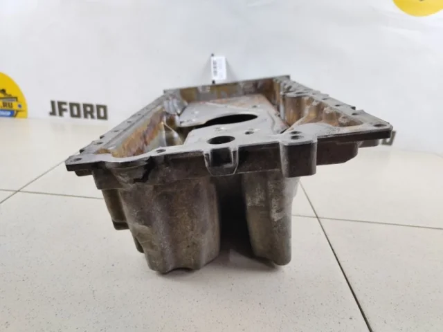 Поддон картера для Volvo C30 MK 2006-2013 на фотографиях