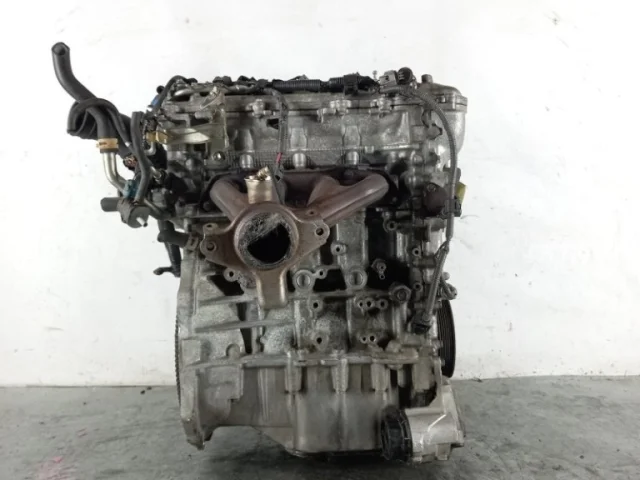 Двигатель для Toyota RAV4 XA40 2013-2015 на фотографиях